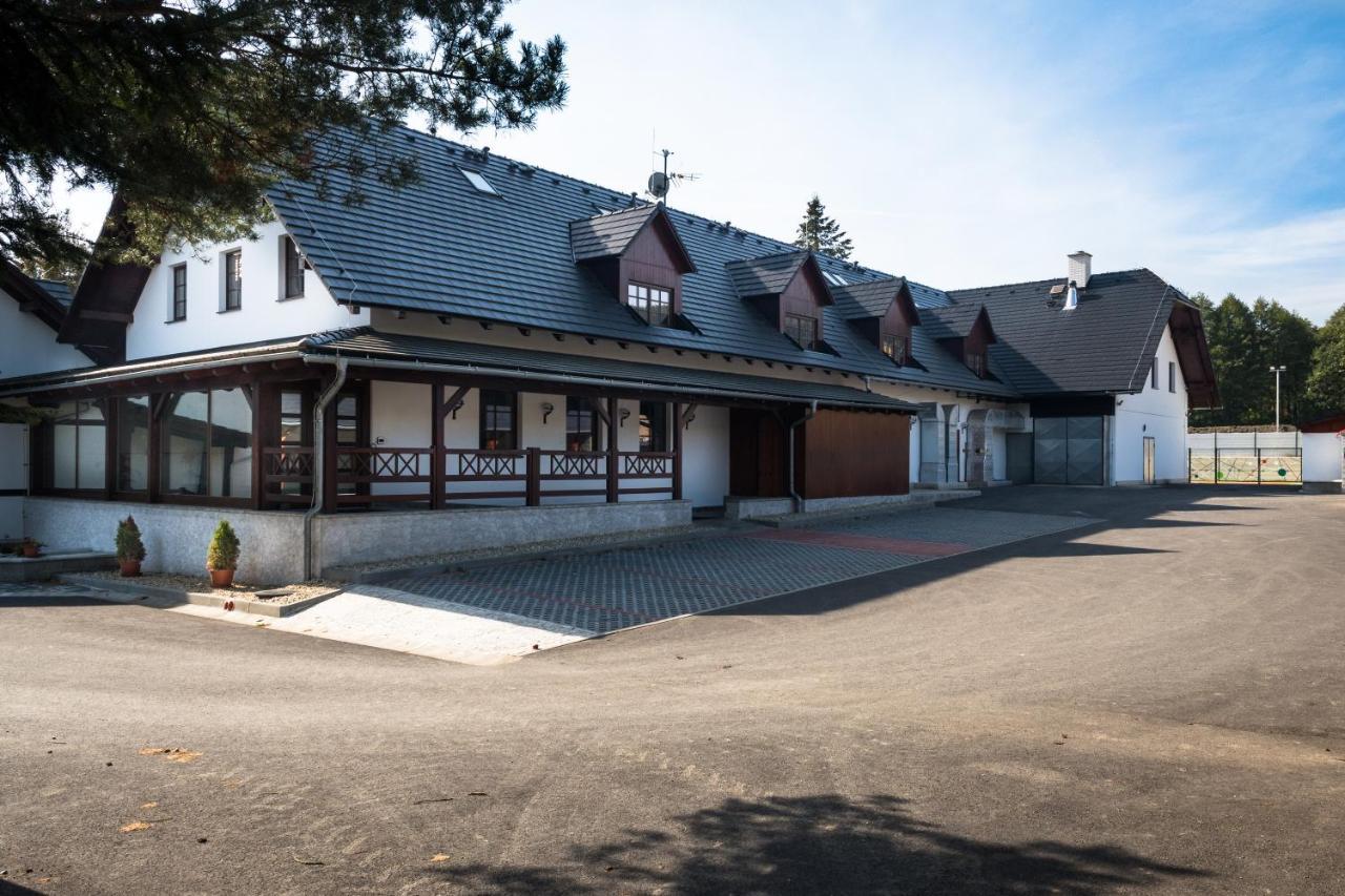 Wellness Hotel Holzberg Suchá Rudná Bagian luar foto